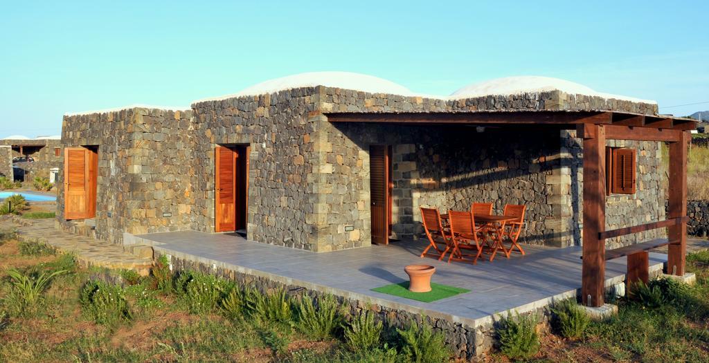 Residence Cuore Mediterraneo Pantelleria Rum bild